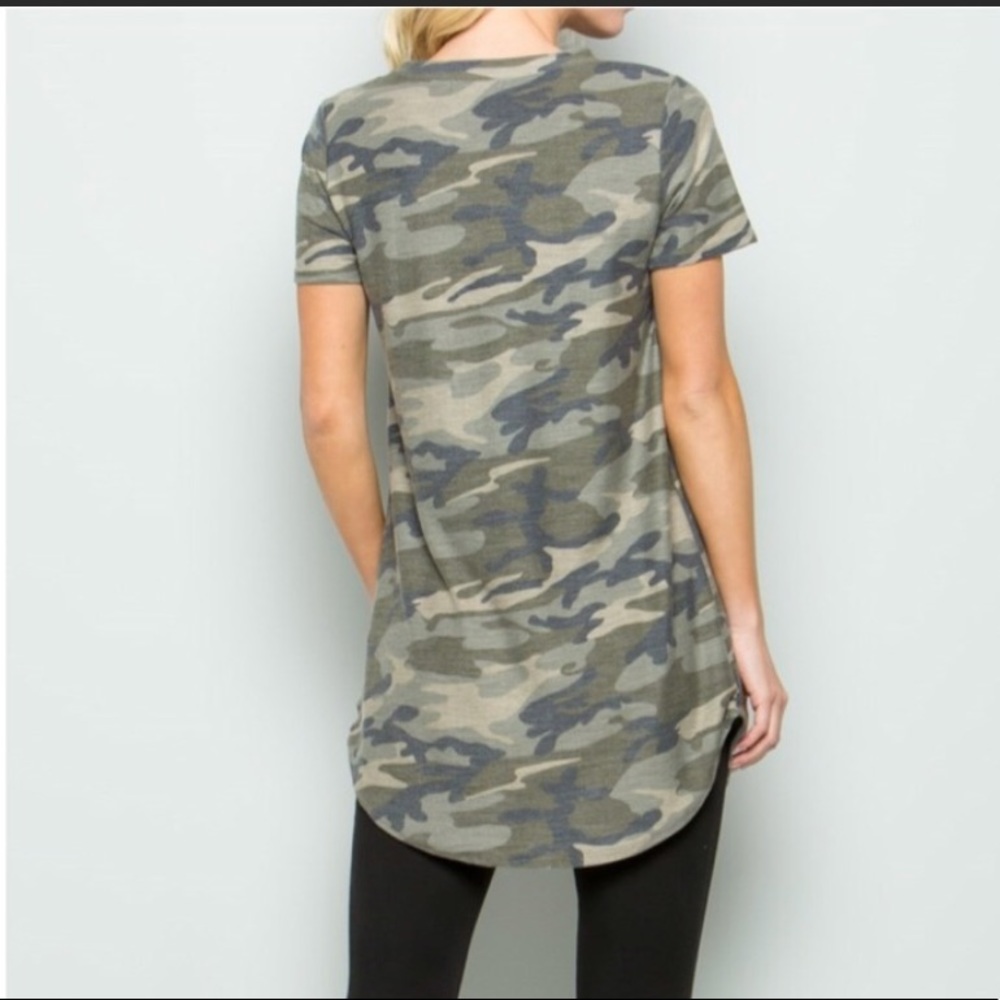 ๐ ๐ S ๐ Camouflage tunic top - Picture 2 of 4